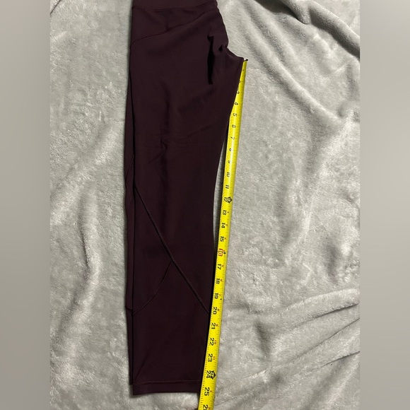 Lululemon In Movement Tights size 8 - Picture 8 of 8